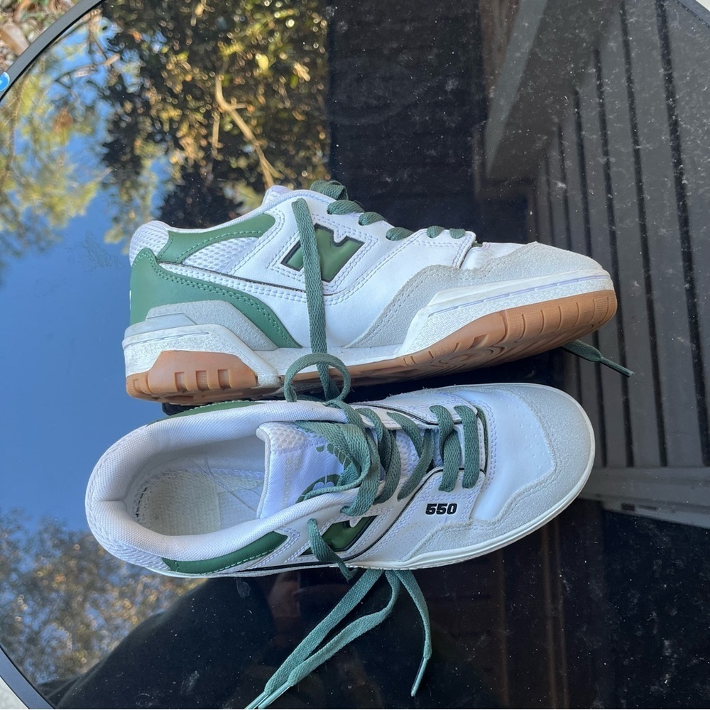 New Balance 550 White Green BB550ESB Mens Basketball Shoe Casual Sneakers